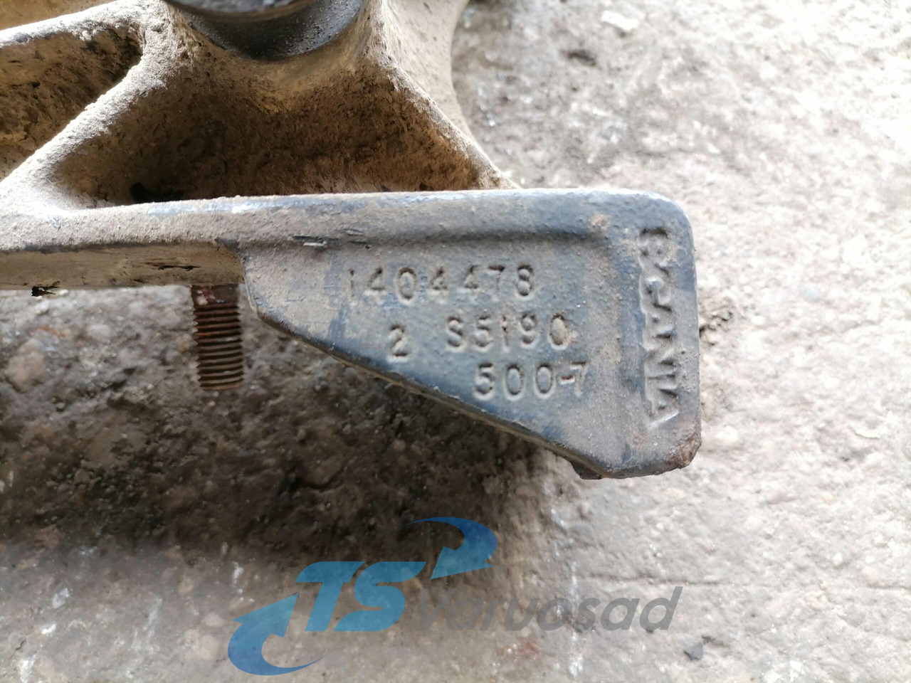 Scania Front bumper carrier 1404478 - Para-choque para Camião: foto 3 Scania Front bumper carrier 1404478 - Para-choque para Camião: foto 3