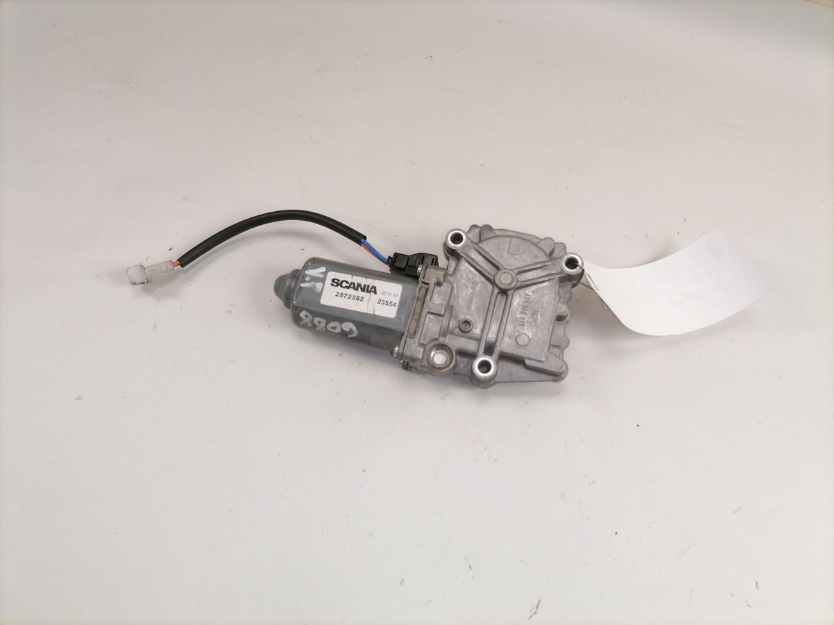 Scania Glass lift 2572352 - Vidro e peças para Camião: foto 2 Scania Glass lift 2572352 - Vidro e peças para Camião: foto 2