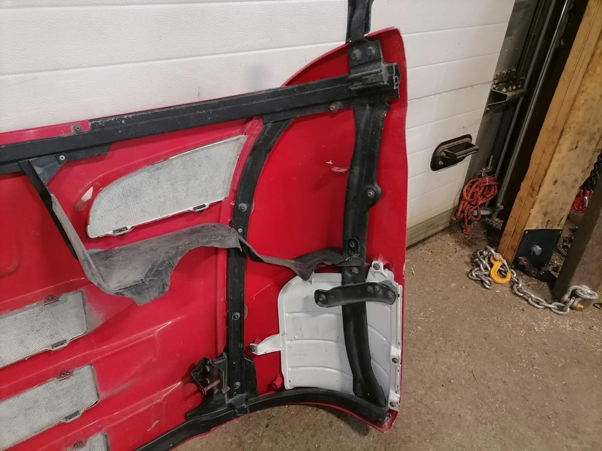 Scania Grille panel 1872158 - Grade radiador para Camião: foto 5 Scania Grille panel 1872158 - Grade radiador para Camião: foto 5