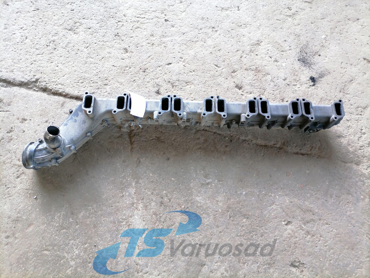 Scania Intake mainfold 1893329 - Coletor de admissão para Camião: foto 4 Scania Intake mainfold 1893329 - Coletor de admissão para Camião: foto 4