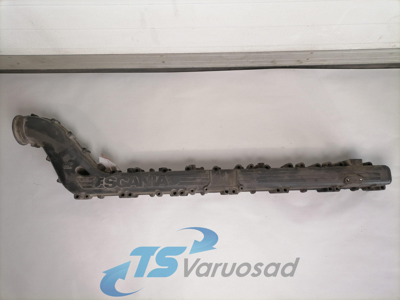 Scania Intake mainfold 1893329 - Coletor de admissão para Camião: foto 1 Scania Intake mainfold 1893329 - Coletor de admissão para Camião: foto 1