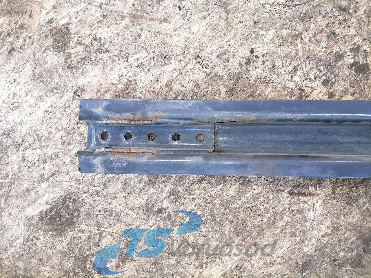 Scania Kütusepaagi kandur, Scania 1528906 - Tanque de combustível para Camião: foto 4 Scania Kütusepaagi kandur, Scania 1528906 - Tanque de combustível para Camião: foto 4