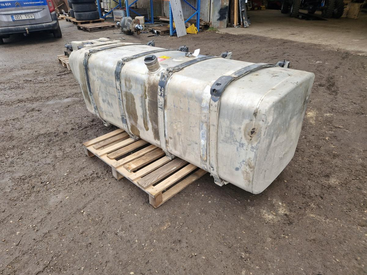 Scania Kütusepaak 1000L 1896480 - Tanque de combustível para Camião: foto 2 Scania Kütusepaak 1000L 1896480 - Tanque de combustível para Camião: foto 2