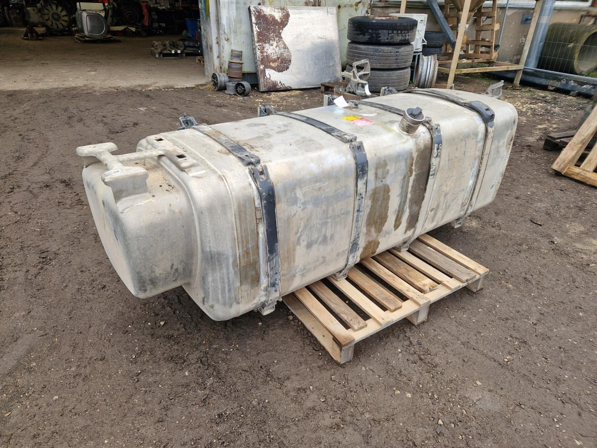 Scania Kütusepaak 1000L 1896480 - Tanque de combustível para Camião: foto 1 Scania Kütusepaak 1000L 1896480 - Tanque de combustível para Camião: foto 1