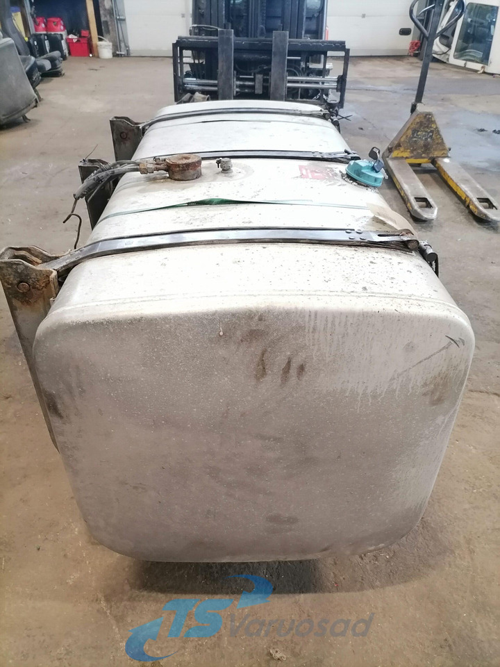 Scania Kütusepaak 600L 1871191 - Tanque de combustível para Camião: foto 4 Scania Kütusepaak 600L 1871191 - Tanque de combustível para Camião: foto 4
