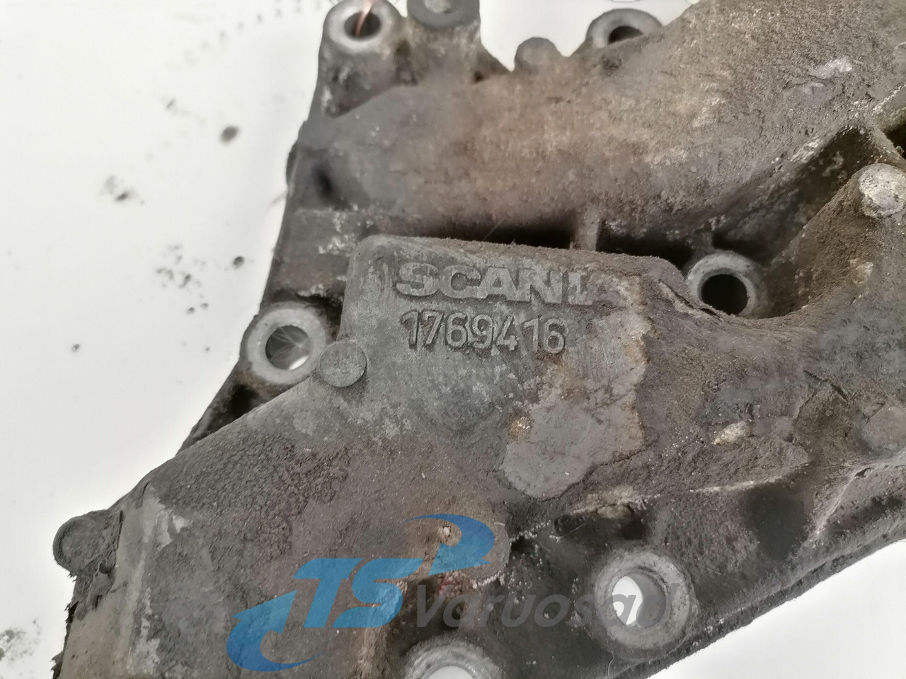 Scania Oil filter unit 1769416 - Motor e peças para Camião: foto 3 Scania Oil filter unit 1769416 - Motor e peças para Camião: foto 3