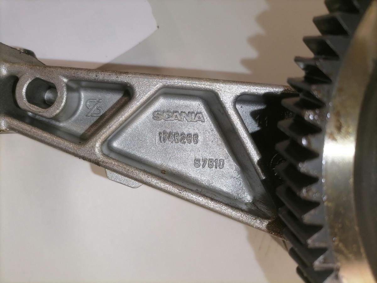 Scania Oil pump 2106275 - Bomba de óleo para Camião: foto 4 Scania Oil pump 2106275 - Bomba de óleo para Camião: foto 4