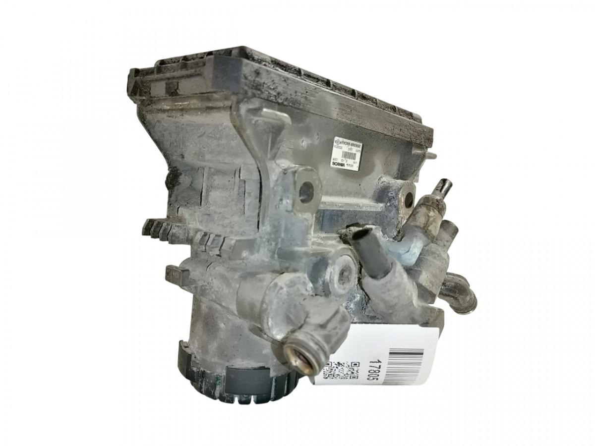 Scania Rear axel brake pressure control valve 1879280 - Válvula de freio para Camião: foto 2 Scania Rear axel brake pressure control valve 1879280 - Válvula de freio para Camião: foto 2