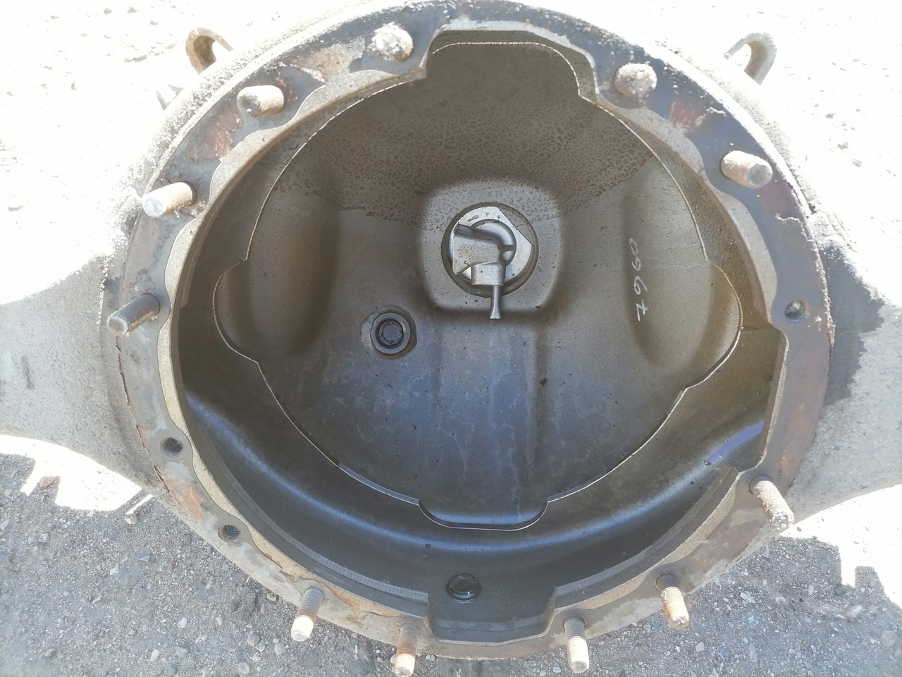 Scania Rear axel housing ADA1100 - Eixo e peças para Camião: foto 3 Scania Rear axel housing ADA1100 - Eixo e peças para Camião: foto 3