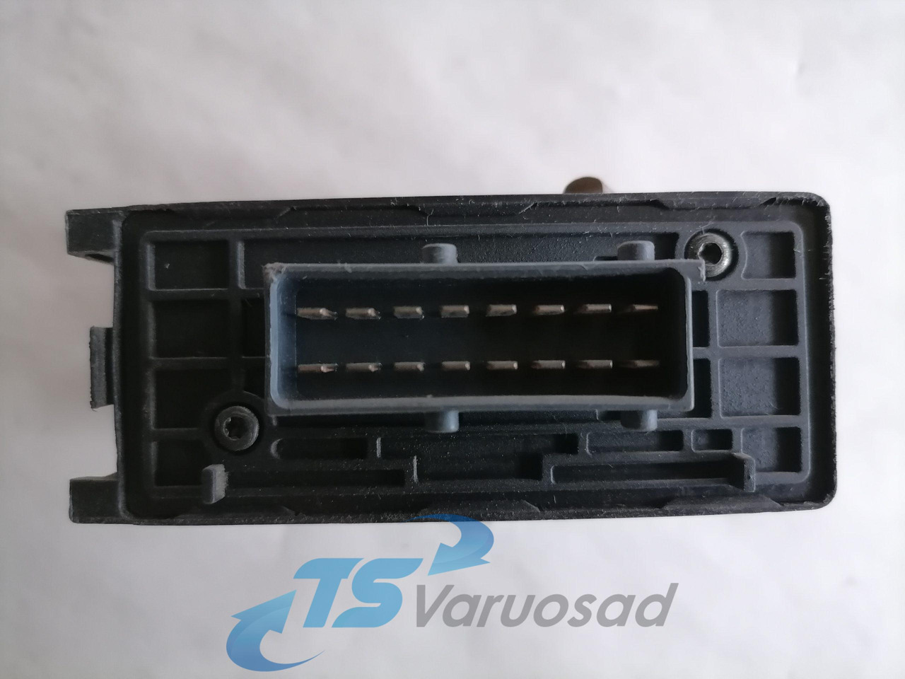 Scania Relay 1532526 - Relé para Camião: foto 2 Scania Relay 1532526 - Relé para Camião: foto 2