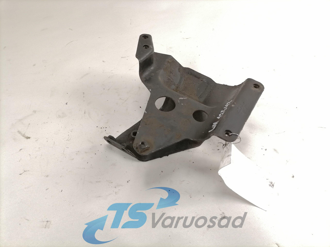 Scania Roolisüsteemi õlimahuti kandur 1369036 - Mangueira de direção para Camião: foto 1 Scania Roolisüsteemi õlimahuti kandur 1369036 - Mangueira de direção para Camião: foto 1