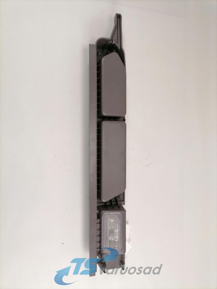 Scania Salongi plastik 2038407 - Peça universal para Camião: foto 3 Scania Salongi plastik 2038407 - Peça universal para Camião: foto 3