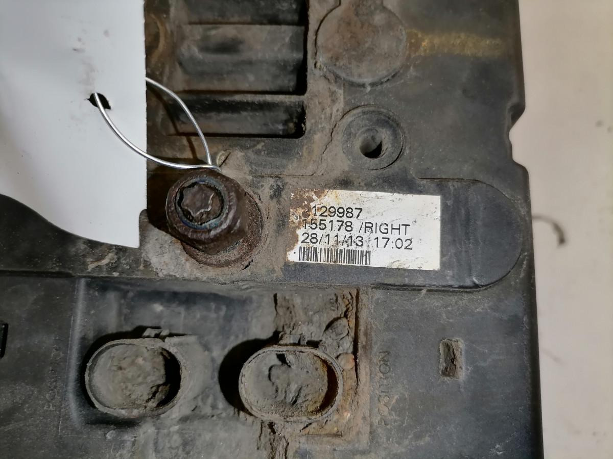 Scania Tagatuli, parem 2129987 - Farol traseiros para Camião: foto 4 Scania Tagatuli, parem 2129987 - Farol traseiros para Camião: foto 4