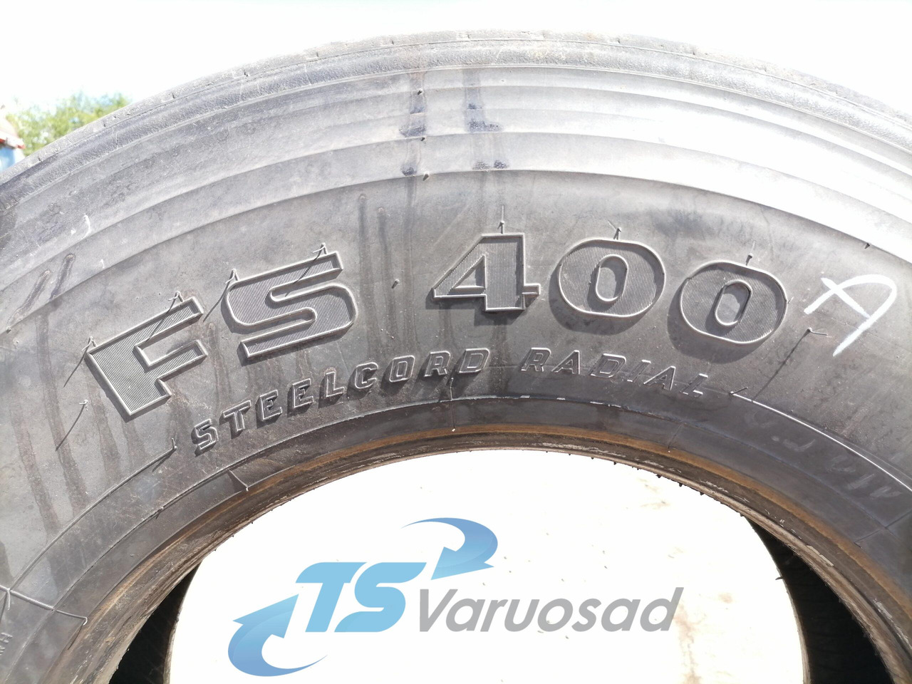 Universaalne Firestone FS400 295/80 R22,5 29580R225 - Jantes e pneus para Camião: foto 3 Universaalne Firestone FS400 295/80 R22,5 29580R225 - Jantes e pneus para Camião: foto 3
