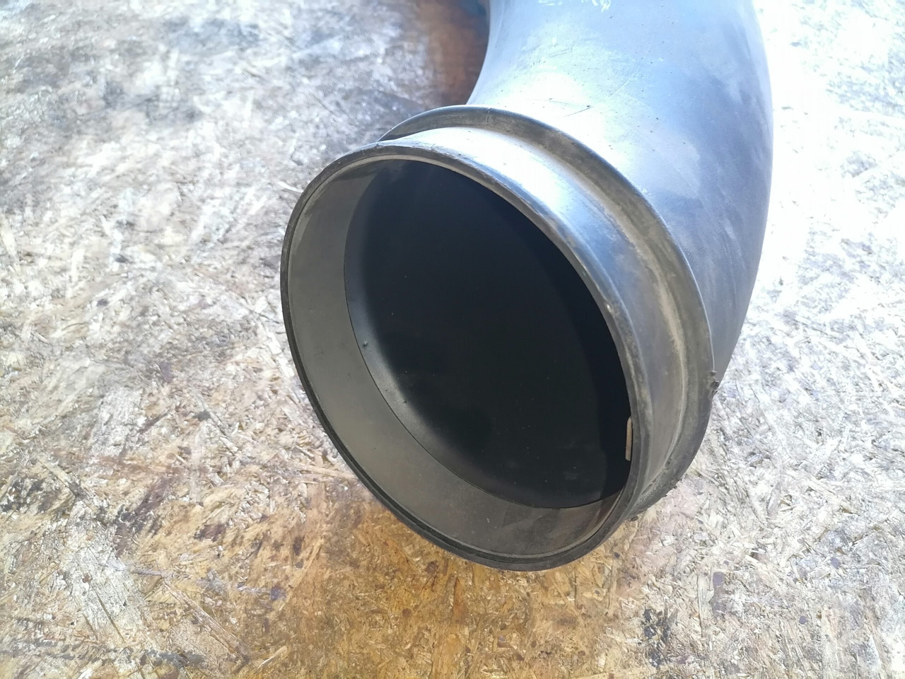 Sistema de admissão de ar para Camião Volvo Air intake 20441423: foto 6