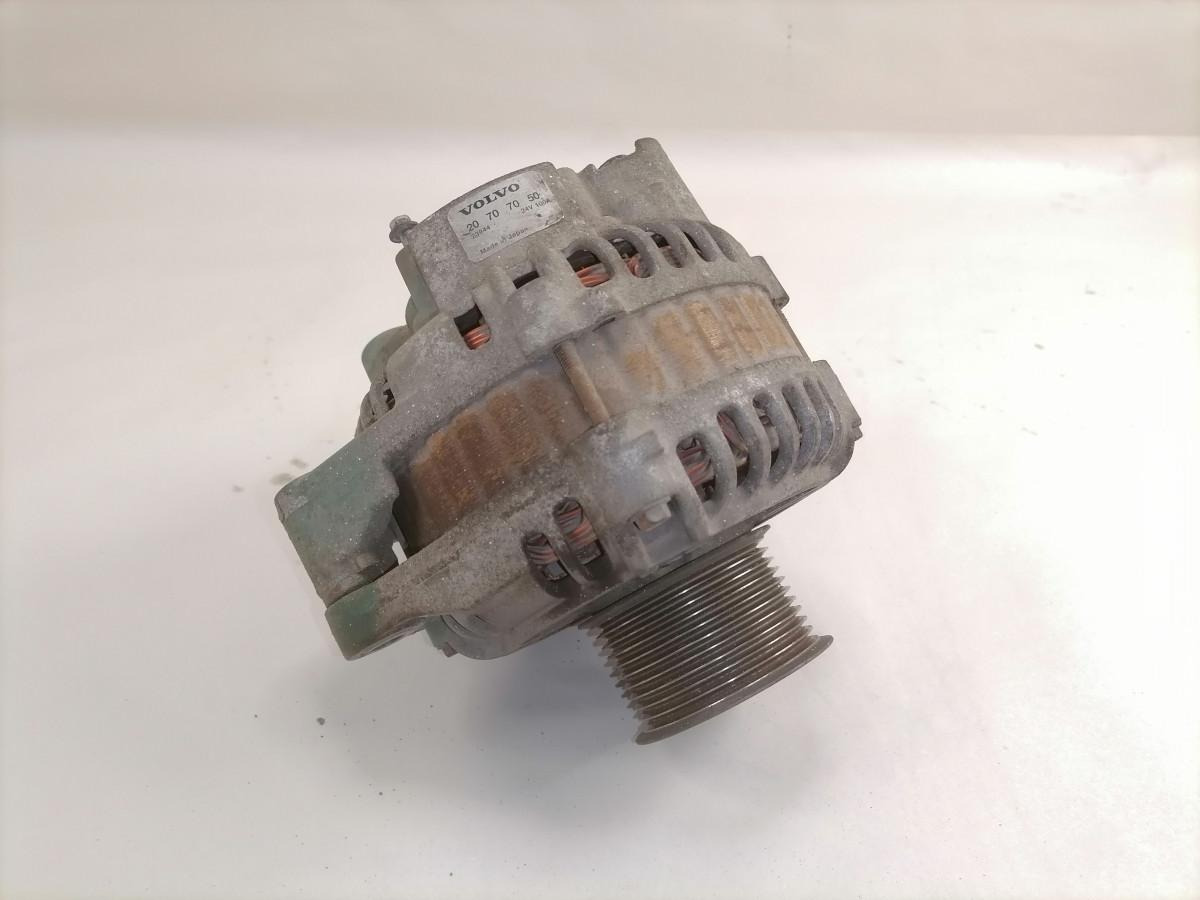 Volvo Alternator 20707050 - Alternador para Camião: foto 2 Volvo Alternator 20707050 - Alternador para Camião: foto 2