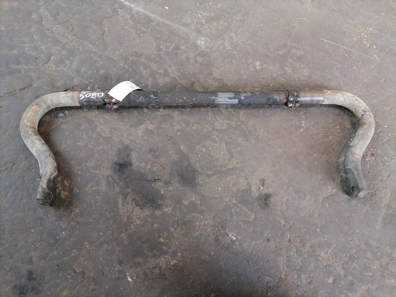 Volvo Anti-roll bar 1075683 - Barra estabilizadora para Camião: foto 2 Volvo Anti-roll bar 1075683 - Barra estabilizadora para Camião: foto 2