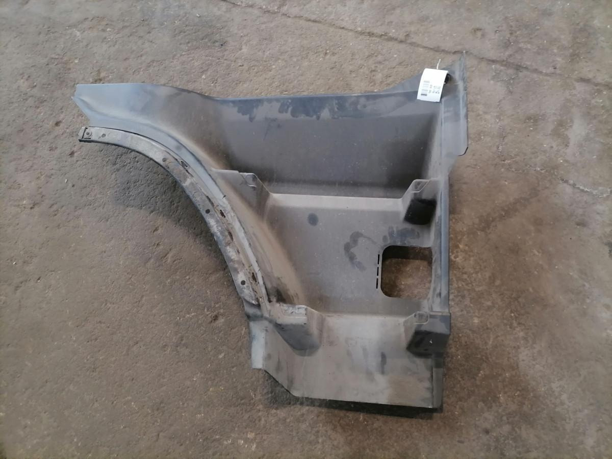 Volvo Astmelaua plastik 3175928 - Estribo para Camião: foto 2 Volvo Astmelaua plastik 3175928 - Estribo para Camião: foto 2