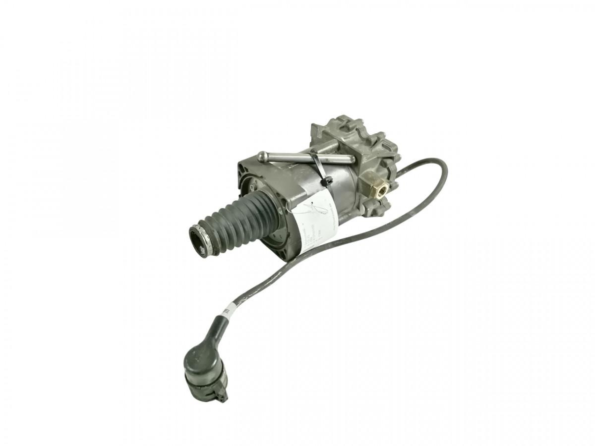 Volvo Clutch control K107167X50 - Embreagem e peças para Camião: foto 1 Volvo Clutch control K107167X50 - Embreagem e peças para Camião: foto 1