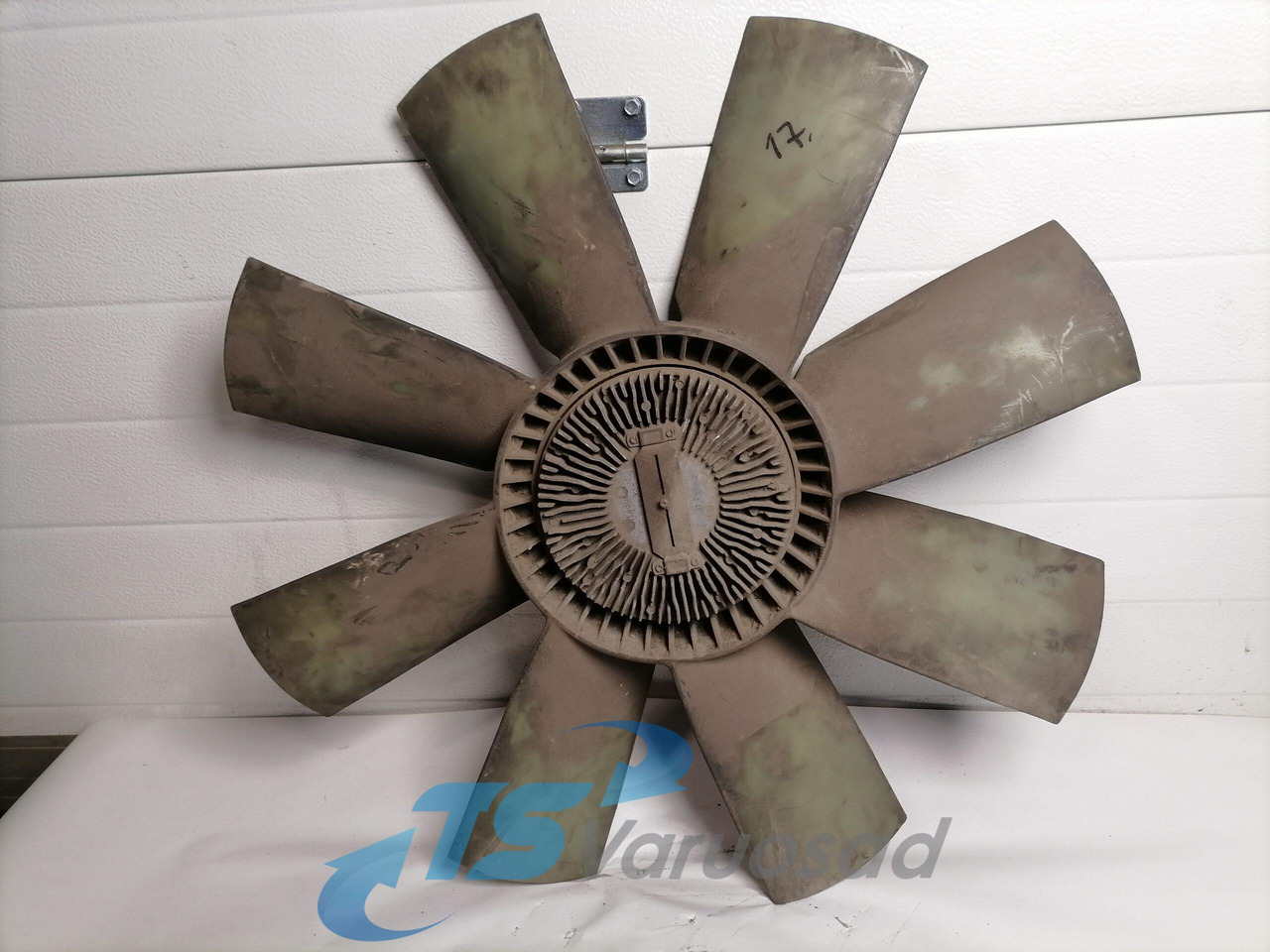 Volvo Cooling fan 1674864 - Ventilador para Camião: foto 1 Volvo Cooling fan 1674864 - Ventilador para Camião: foto 1