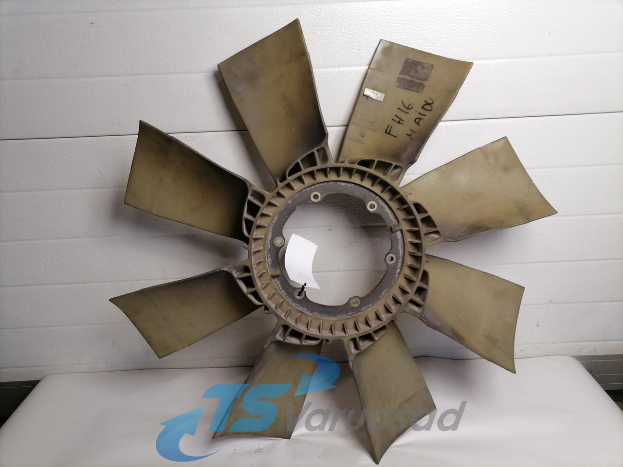 Volvo Cooling fan 20805997 - Ventilador para Camião: foto 2 Volvo Cooling fan 20805997 - Ventilador para Camião: foto 2