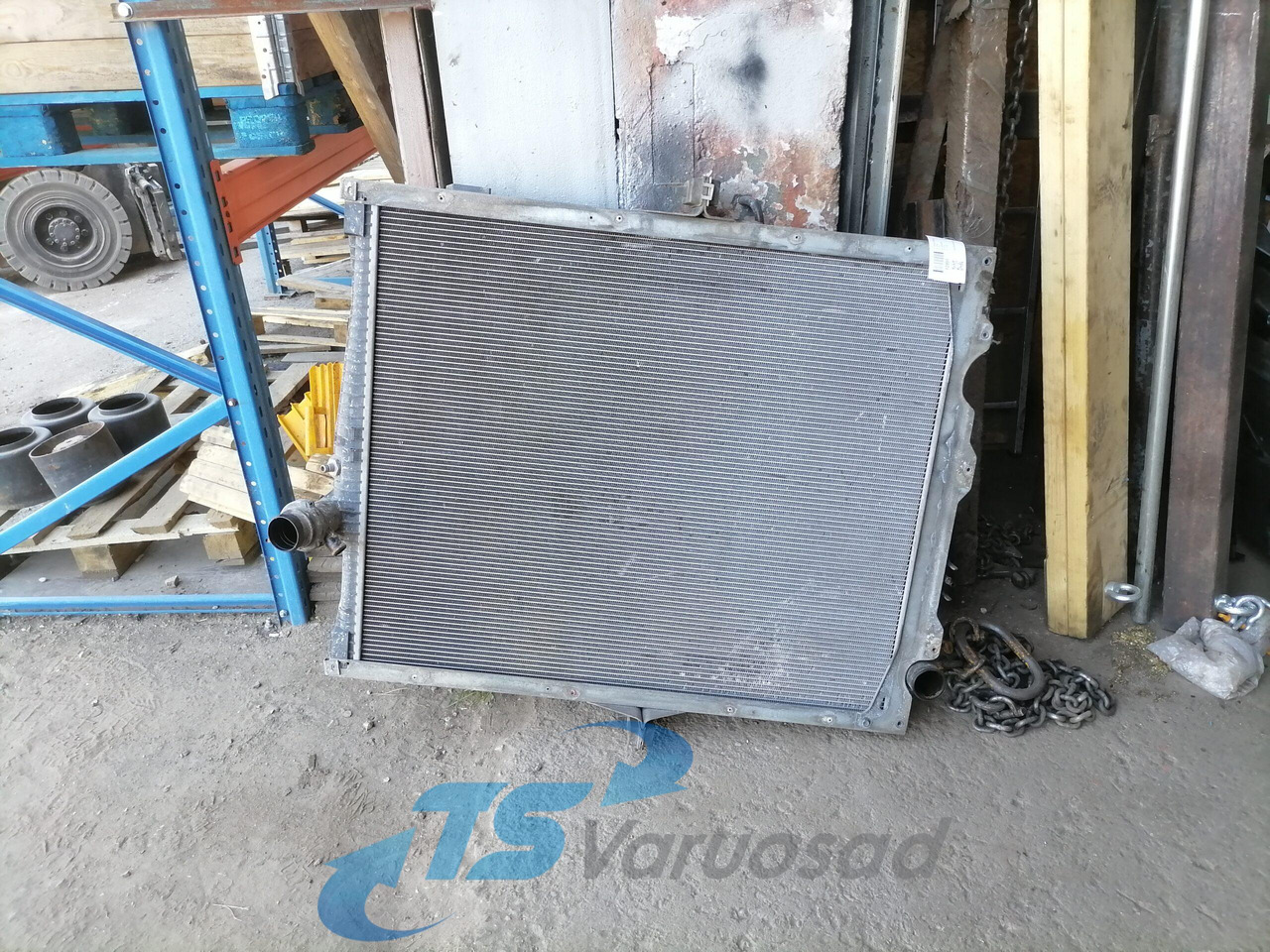 Volvo Cooling radiator 22062259 - Radiador para Camião: foto 4 Volvo Cooling radiator 22062259 - Radiador para Camião: foto 4