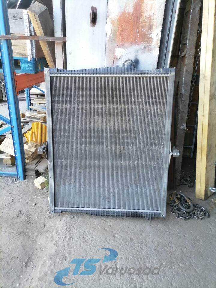 Volvo Cooling radiator 22062259 - Radiador para Camião: foto 1 Volvo Cooling radiator 22062259 - Radiador para Camião: foto 1