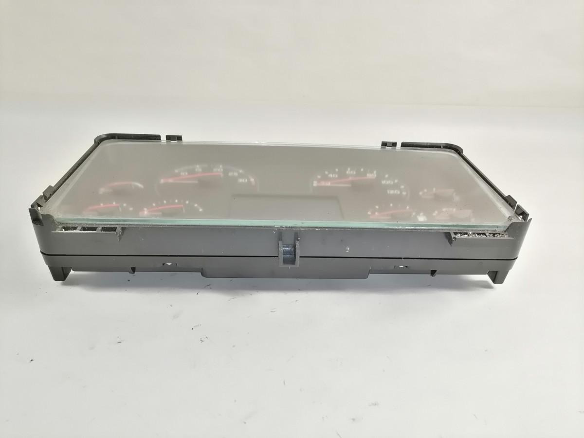 Volvo Dashboard 21929639 - Painel de instrumentos para Camião: foto 4 Volvo Dashboard 21929639 - Painel de instrumentos para Camião: foto 4