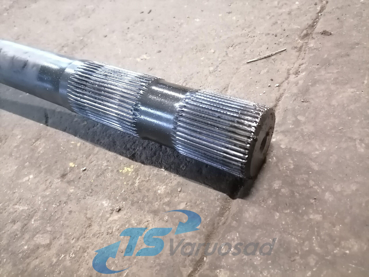 Volvo Drive shaft 20836831 - Semi eixo para Camião: foto 2 Volvo Drive shaft 20836831 - Semi eixo para Camião: foto 2