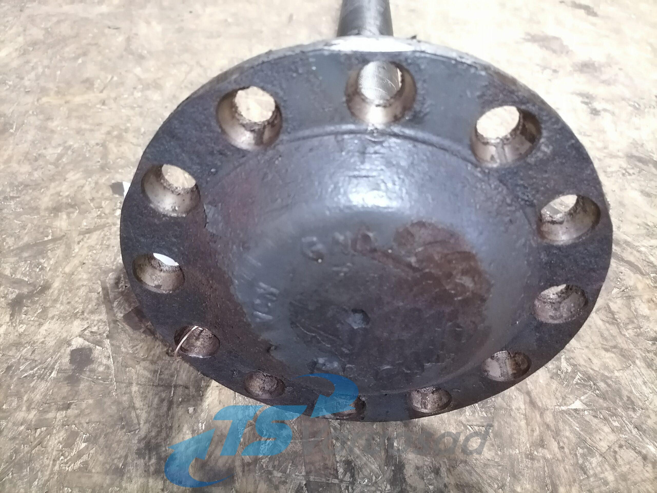 Volvo Drive shaft 20836838 - Semi eixo para Camião: foto 3 Volvo Drive shaft 20836838 - Semi eixo para Camião: foto 3