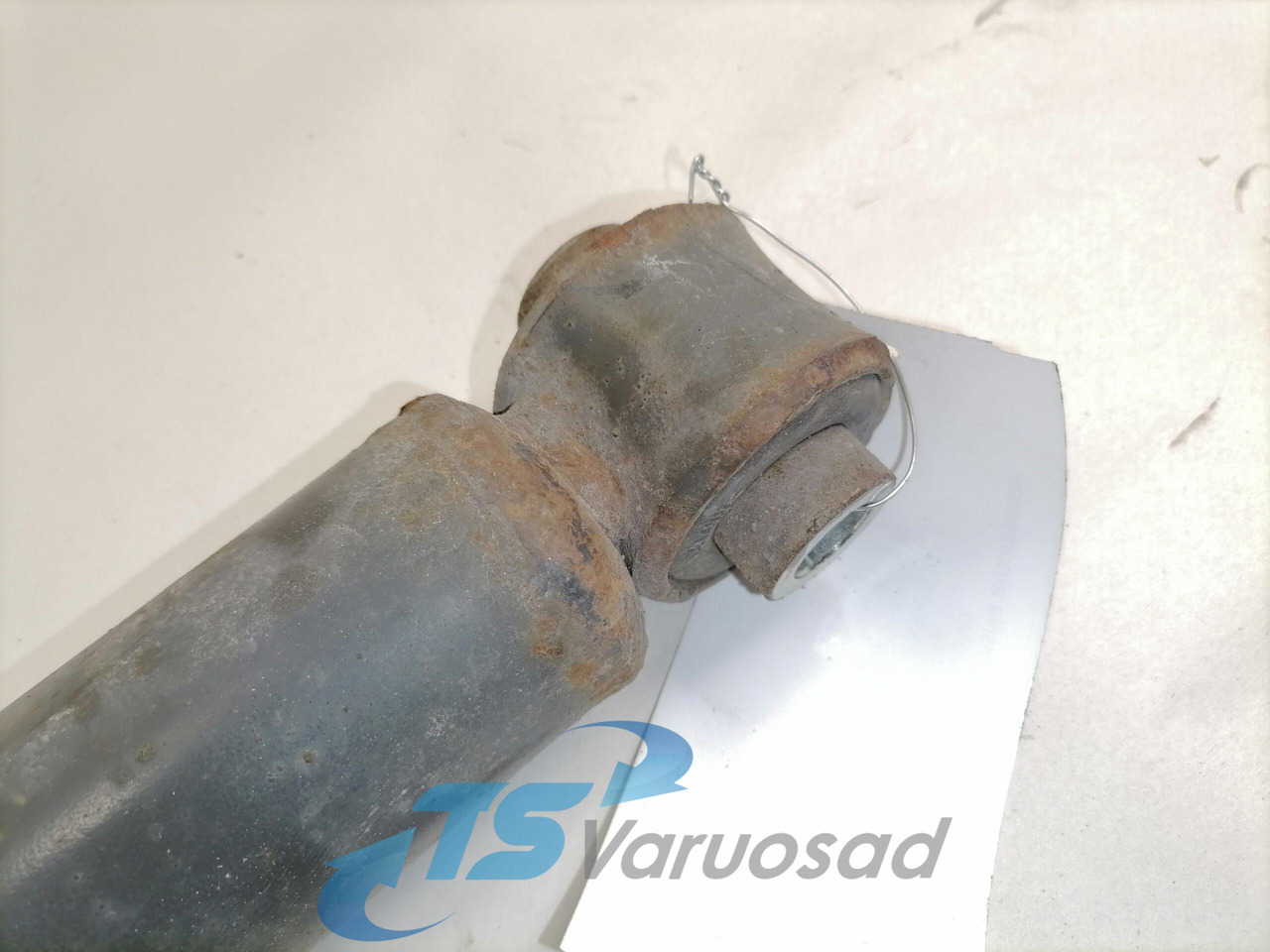 Volvo First axel shock absorber 21866530 - Amortecedor para Camião: foto 3 Volvo First axel shock absorber 21866530 - Amortecedor para Camião: foto 3