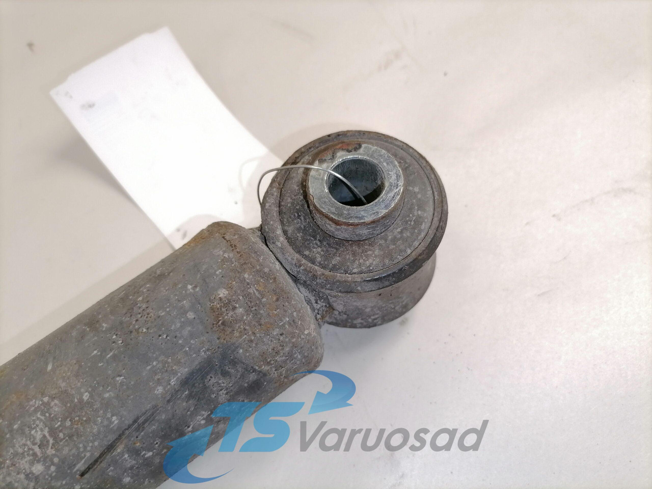 Volvo First axel shock absorber 21866530 - Amortecedor para Camião: foto 3 Volvo First axel shock absorber 21866530 - Amortecedor para Camião: foto 3