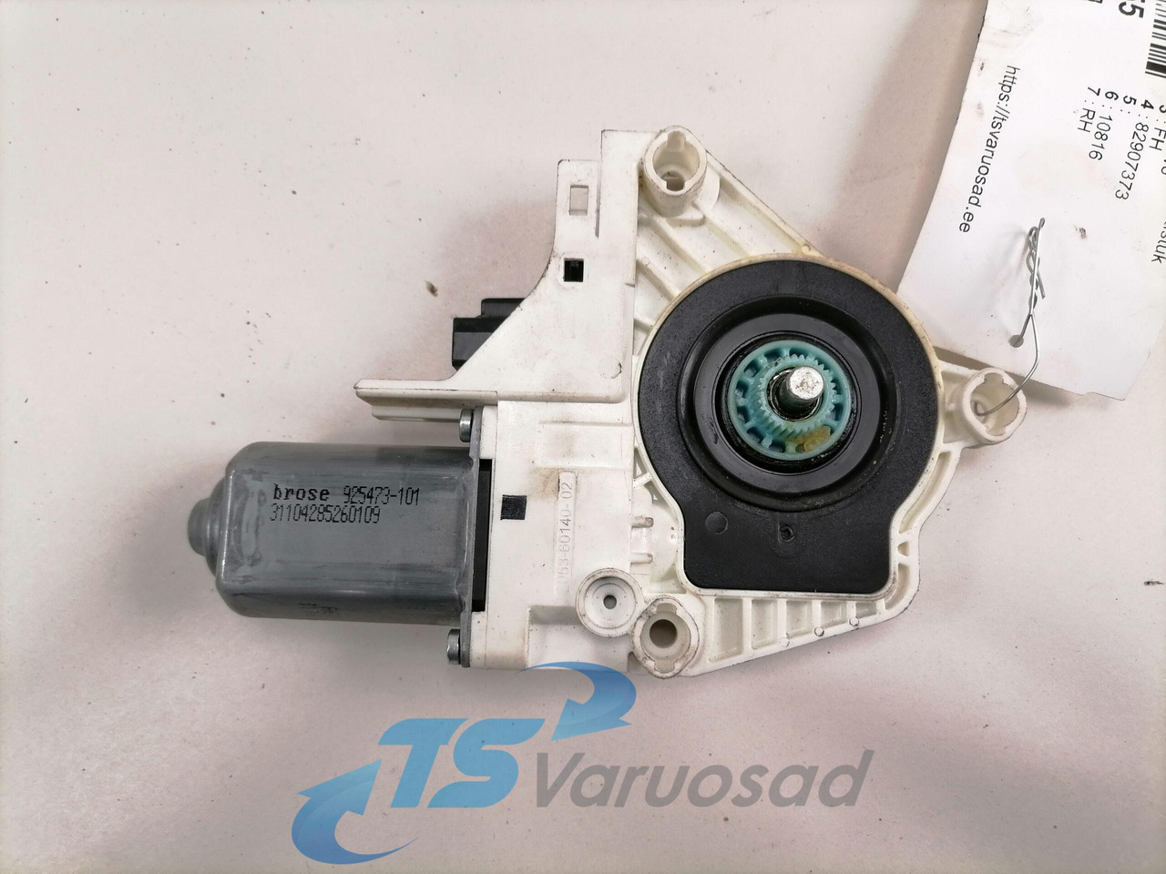 Volvo Glass lift 82907373 - Vidro e peças para Camião: foto 4 Volvo Glass lift 82907373 - Vidro e peças para Camião: foto 4