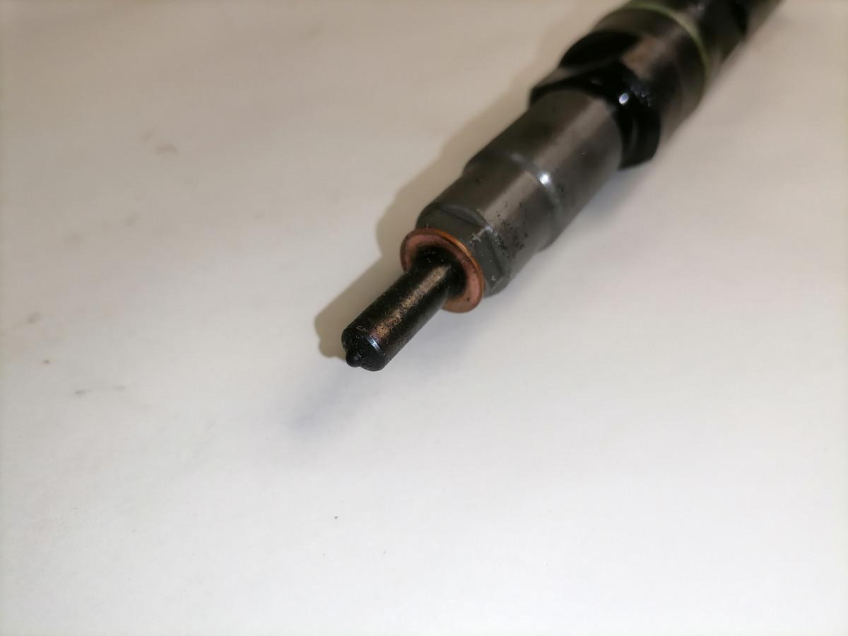 Volvo Injector 22490430 - Bomba de combustivel para Camião: foto 4 Volvo Injector 22490430 - Bomba de combustivel para Camião: foto 4