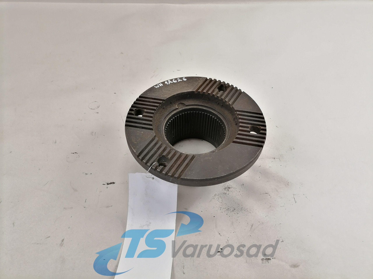 Volvo Käigukasti/reduktori flants 20865937 - Peça universal para Camião: foto 2 Volvo Käigukasti/reduktori flants 20865937 - Peça universal para Camião: foto 2