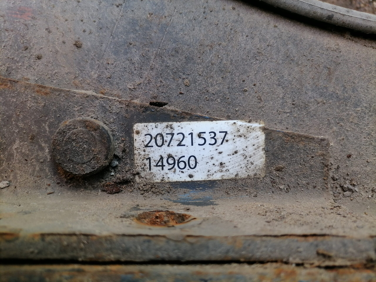 Volvo Kütusepaagi kandur, Volvo 20721537 - Tanque de combustível para Camião: foto 5 Volvo Kütusepaagi kandur, Volvo 20721537 - Tanque de combustível para Camião: foto 5