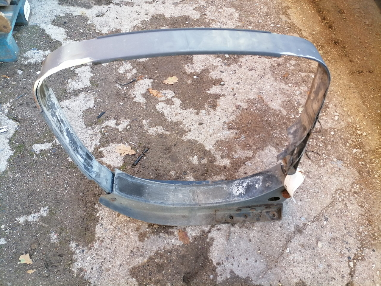 Volvo Kütusepaagi kandur, Volvo 20721537 - Tanque de combustível para Camião: foto 5 Volvo Kütusepaagi kandur, Volvo 20721537 - Tanque de combustível para Camião: foto 5