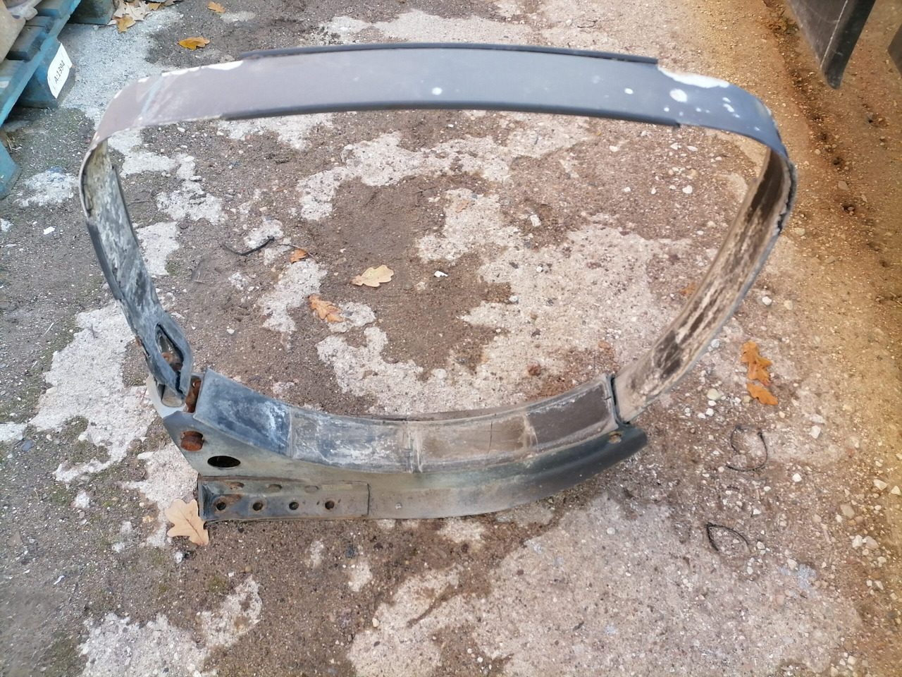 Volvo Kütusepaagi kandur, Volvo 20721537 - Tanque de combustível para Camião: foto 3 Volvo Kütusepaagi kandur, Volvo 20721537 - Tanque de combustível para Camião: foto 3