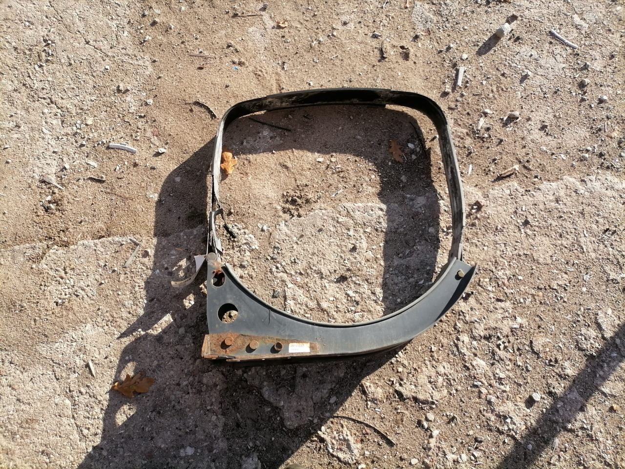 Volvo Kütusepaagi kandur, Volvo 20721537 - Tanque de combustível para Camião: foto 1 Volvo Kütusepaagi kandur, Volvo 20721537 - Tanque de combustível para Camião: foto 1