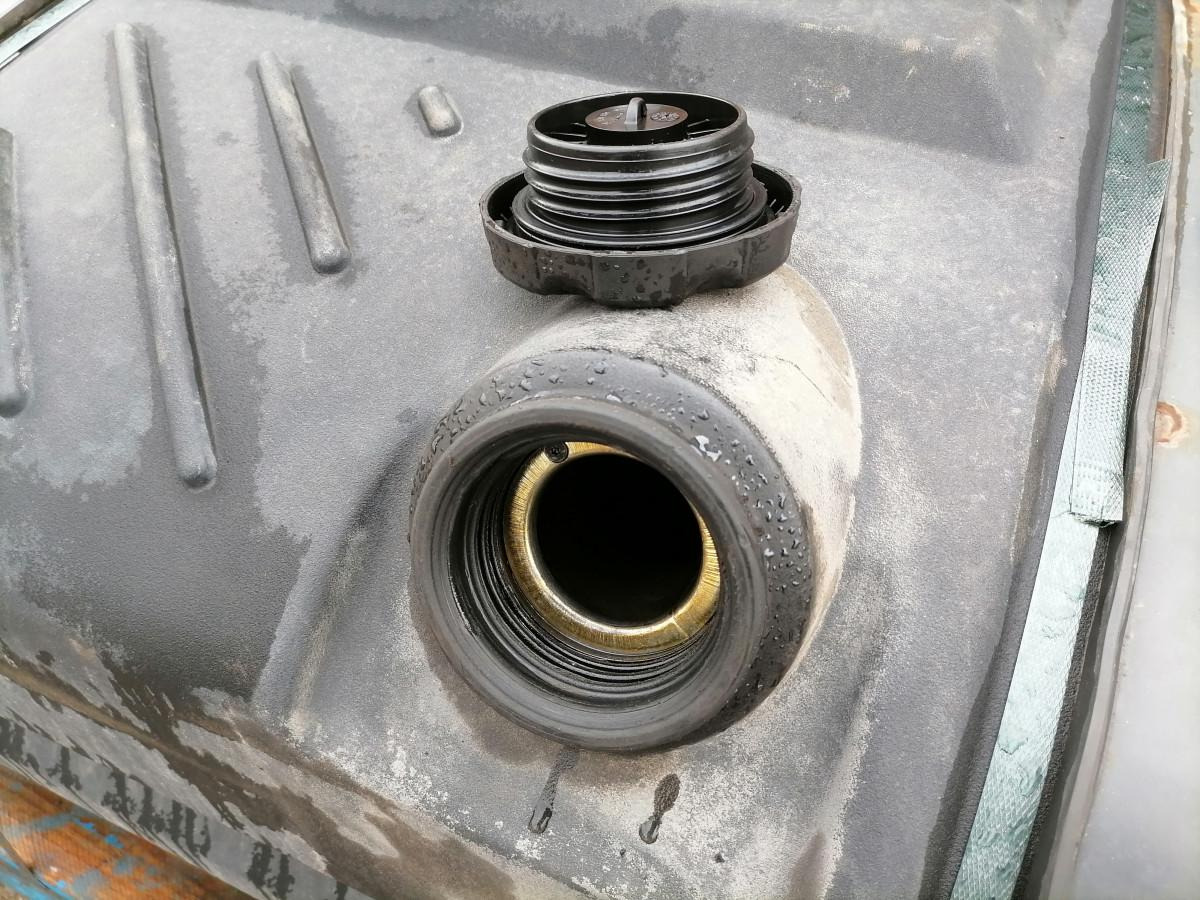 Tanque de combustível para Camião Volvo Kütusepaak 200L 21653622: foto 7