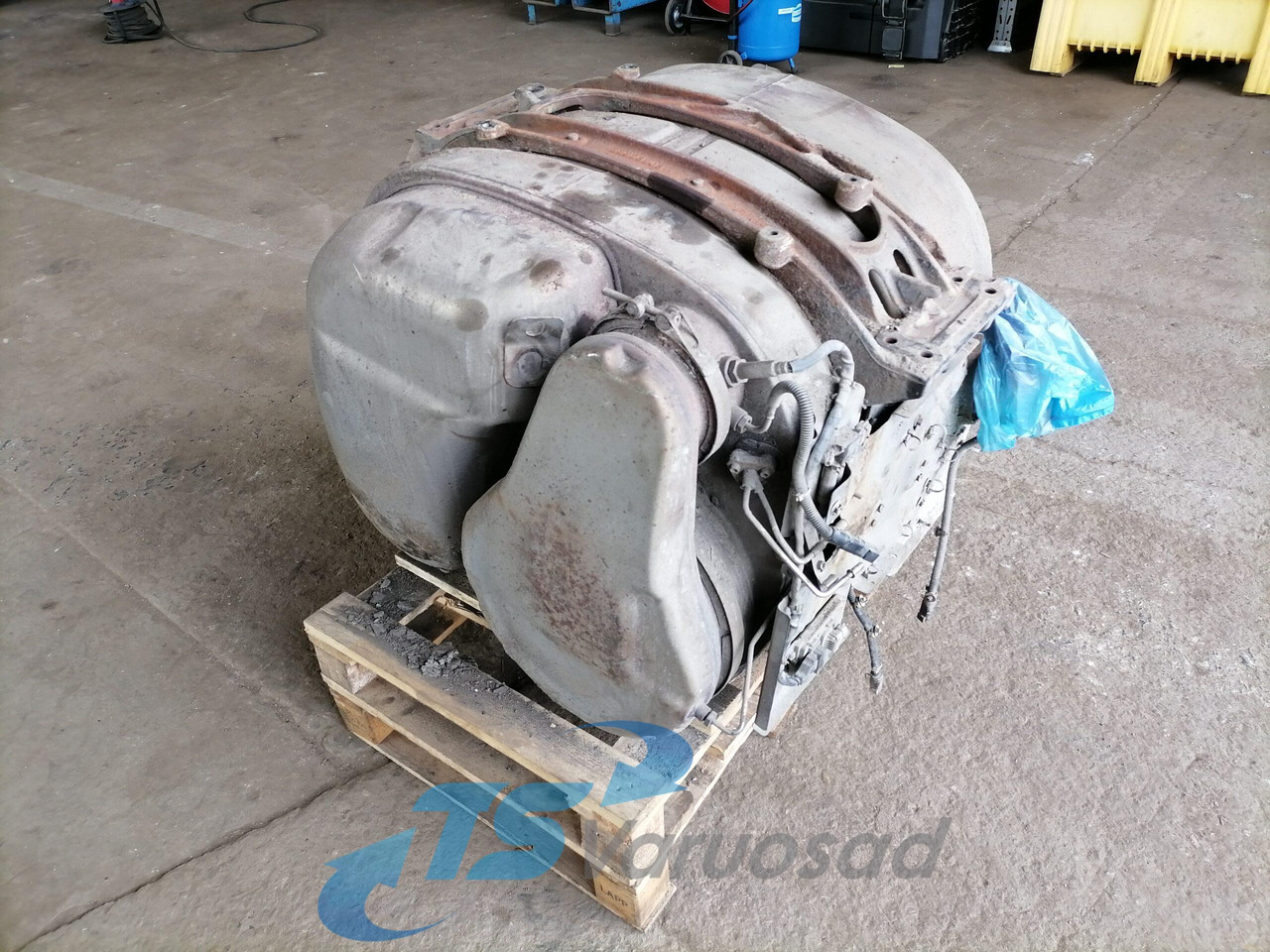 Volvo Muffler 21364822 - Silenciador para Camião: foto 4 Volvo Muffler 21364822 - Silenciador para Camião: foto 4