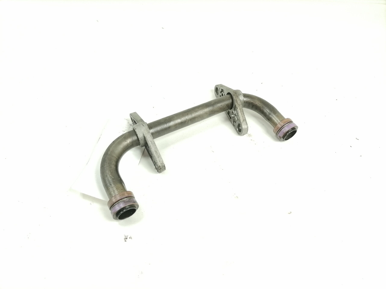 Volvo Oil pump pipe 20498189 - Bomba de óleo para Camião: foto 1 Volvo Oil pump pipe 20498189 - Bomba de óleo para Camião: foto 1