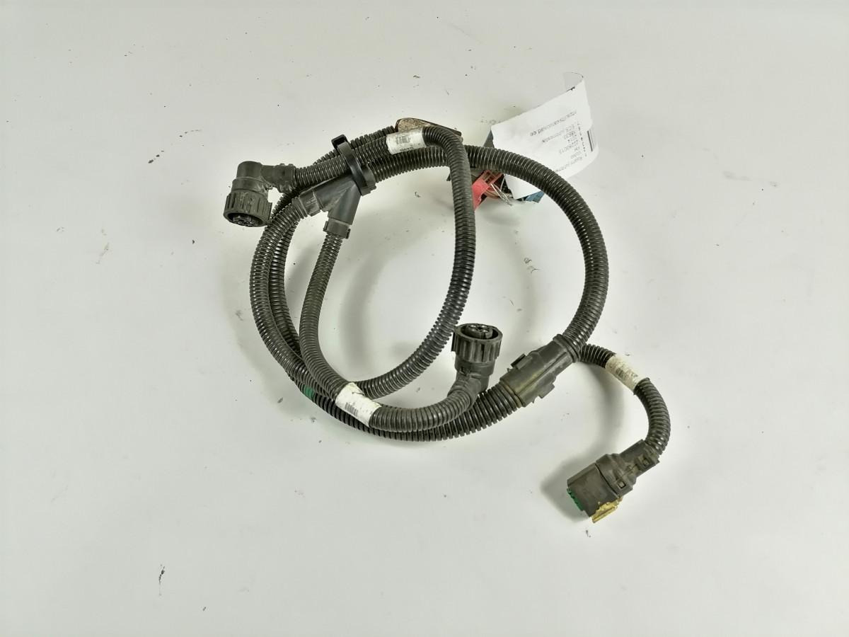 Volvo Raami juhtmestik 22280015 - Peça universal para Camião: foto 3 Volvo Raami juhtmestik 22280015 - Peça universal para Camião: foto 3
