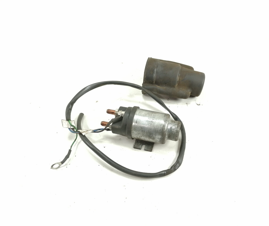 Volvo Relay CEZ225 - Relé para Camião: foto 1 Volvo Relay CEZ225 - Relé para Camião: foto 1