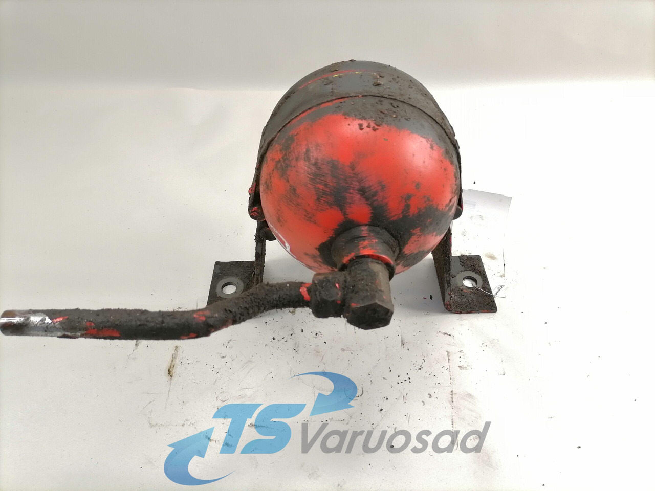Volvo Roolivõimendi õlisurve akumulaator 3987649 - Mangueira de direção para Camião: foto 2 Volvo Roolivõimendi õlisurve akumulaator 3987649 - Mangueira de direção para Camião: foto 2