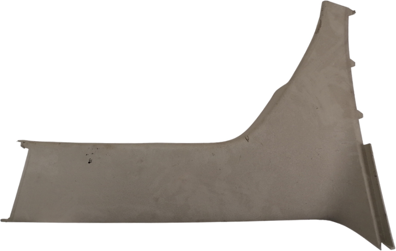 Volvo Salongi plastik 82871533 - Peça universal para Camião: foto 1 Volvo Salongi plastik 82871533 - Peça universal para Camião: foto 1