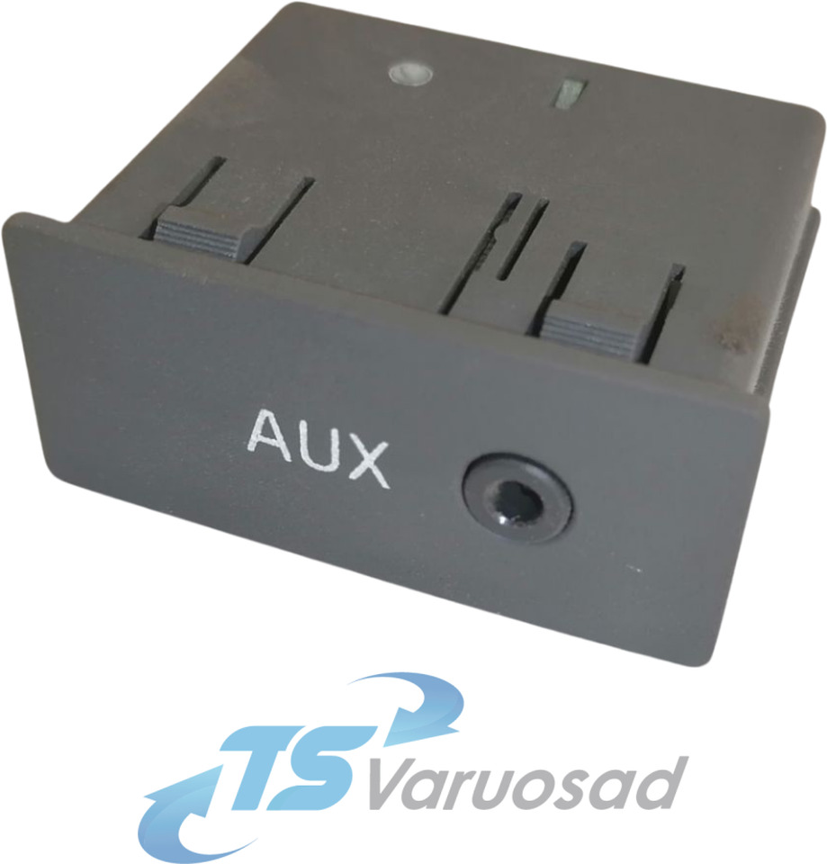 Volvo Volvo AUX pistiku paneel 21079667 - Sistema elétrico para Camião: foto 1 Volvo Volvo AUX pistiku paneel 21079667 - Sistema elétrico para Camião: foto 1