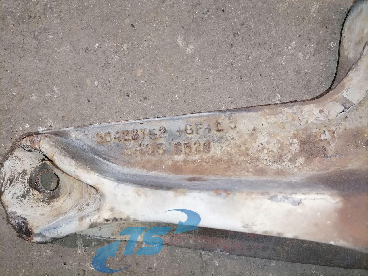 Volvo Volvo drive axle / axle mounting / airbag carrier 20428752 - Eixo e peças para Camião: foto 3 Volvo Volvo drive axle / axle mounting / airbag carrier 20428752 - Eixo e peças para Camião: foto 3