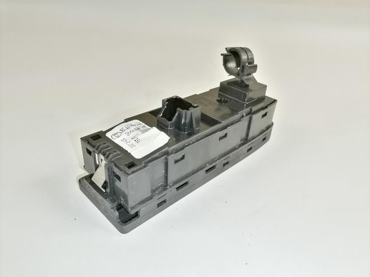 Volvo Volvo lüliti, aknatõstuk 22154240 - Cabine para Camião: foto 3 Volvo Volvo lüliti, aknatõstuk 22154240 - Cabine para Camião: foto 3