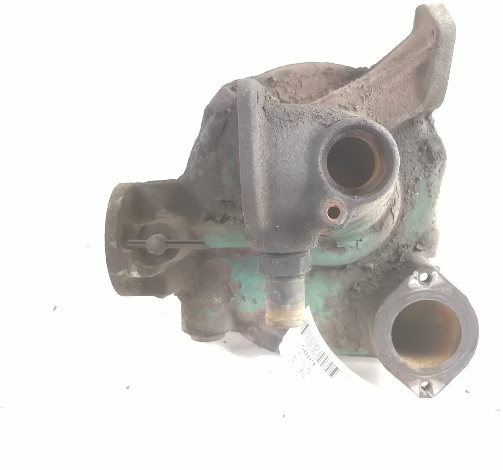 Volvo Water pump manifold / housing 8170312 - Bomba de refrigeração para Camião: foto 2 Volvo Water pump manifold / housing 8170312 - Bomba de refrigeração para Camião: foto 2